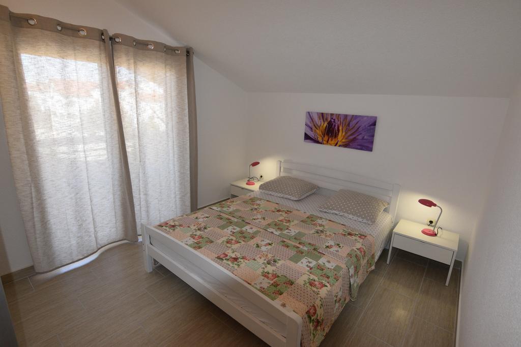 Apartments Batarilo 비오그라드나모루 외부 사진