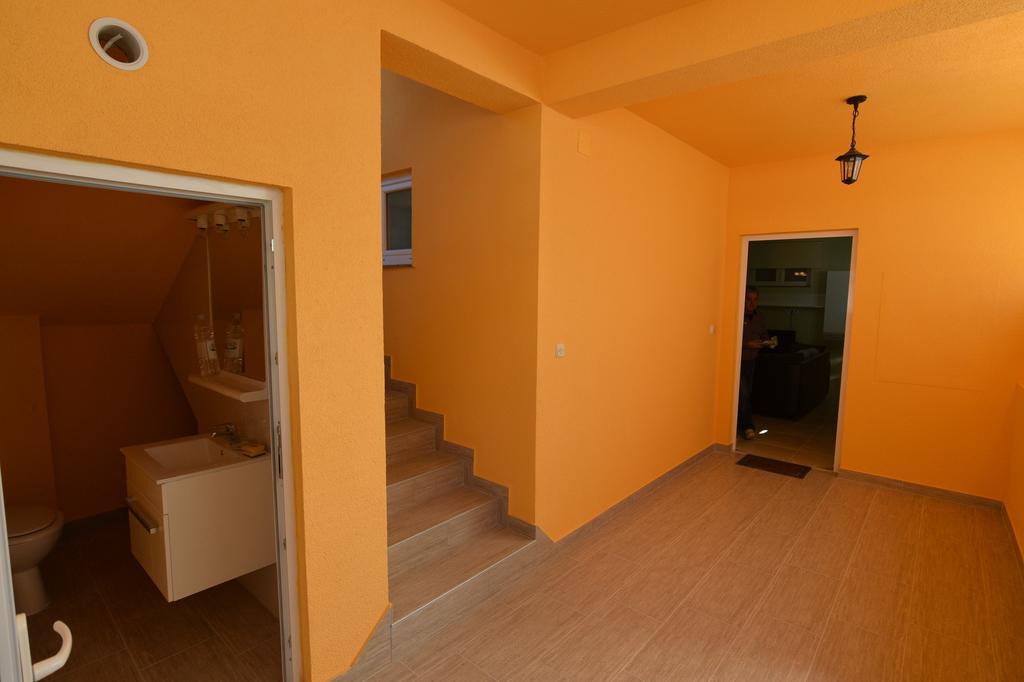 Apartments Batarilo 비오그라드나모루 외부 사진